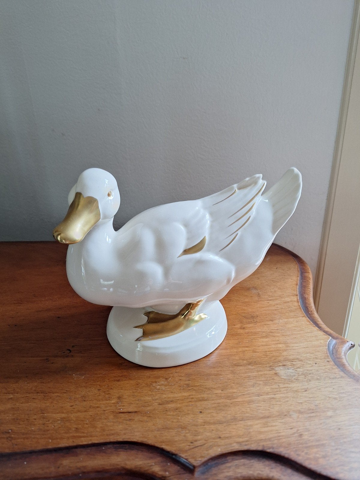 Beeldje eend met goud accenten, Ophalen of Verzenden, Zo goed als nieuw, Wit, Landelijk