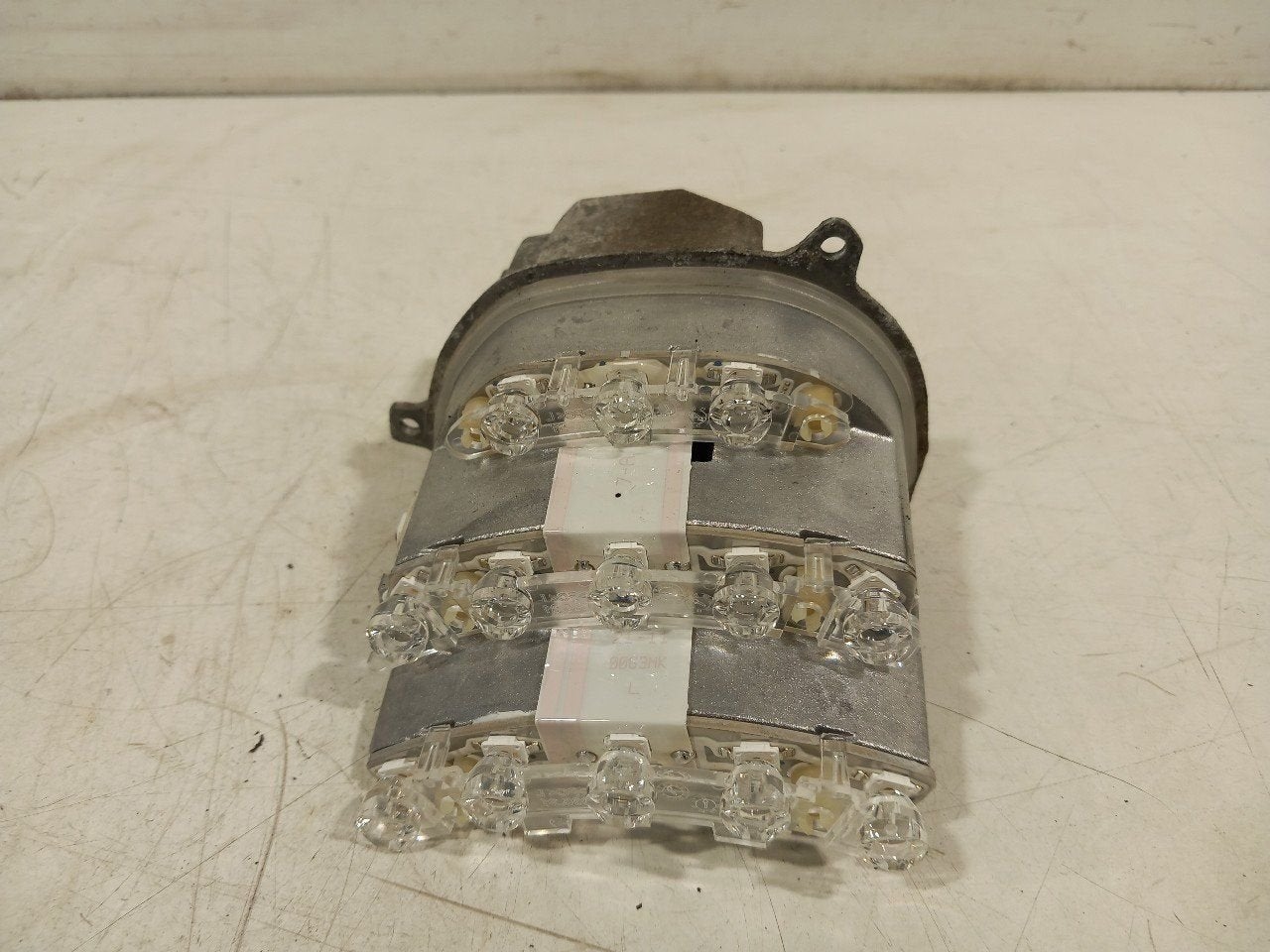 Knipperlicht links BMW 3 serie, Onderdelen@venauto.nl, Van der Ven Autorecycling B.V., Gebruikt, Ettenseweg 76, 4706 PB Roosendaal, The Netherlands