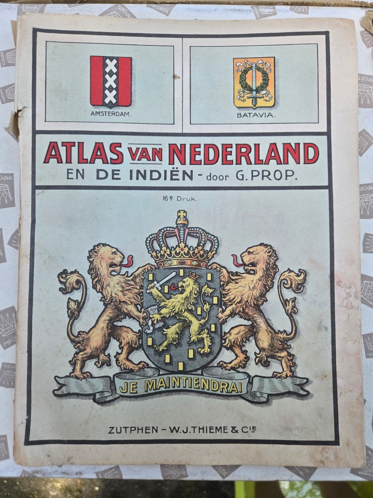 Atlas van Nederland en de Indiën door G. Prop uit 1931, Gelezen, Overige atlassen, 1800 tot 2000, Nederland