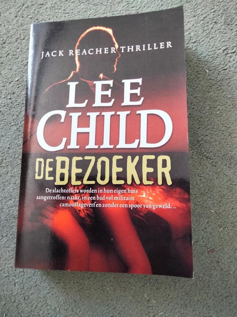 lee child de bezoeker, Boeken, Thrillers, Ophalen, Zo goed als nieuw