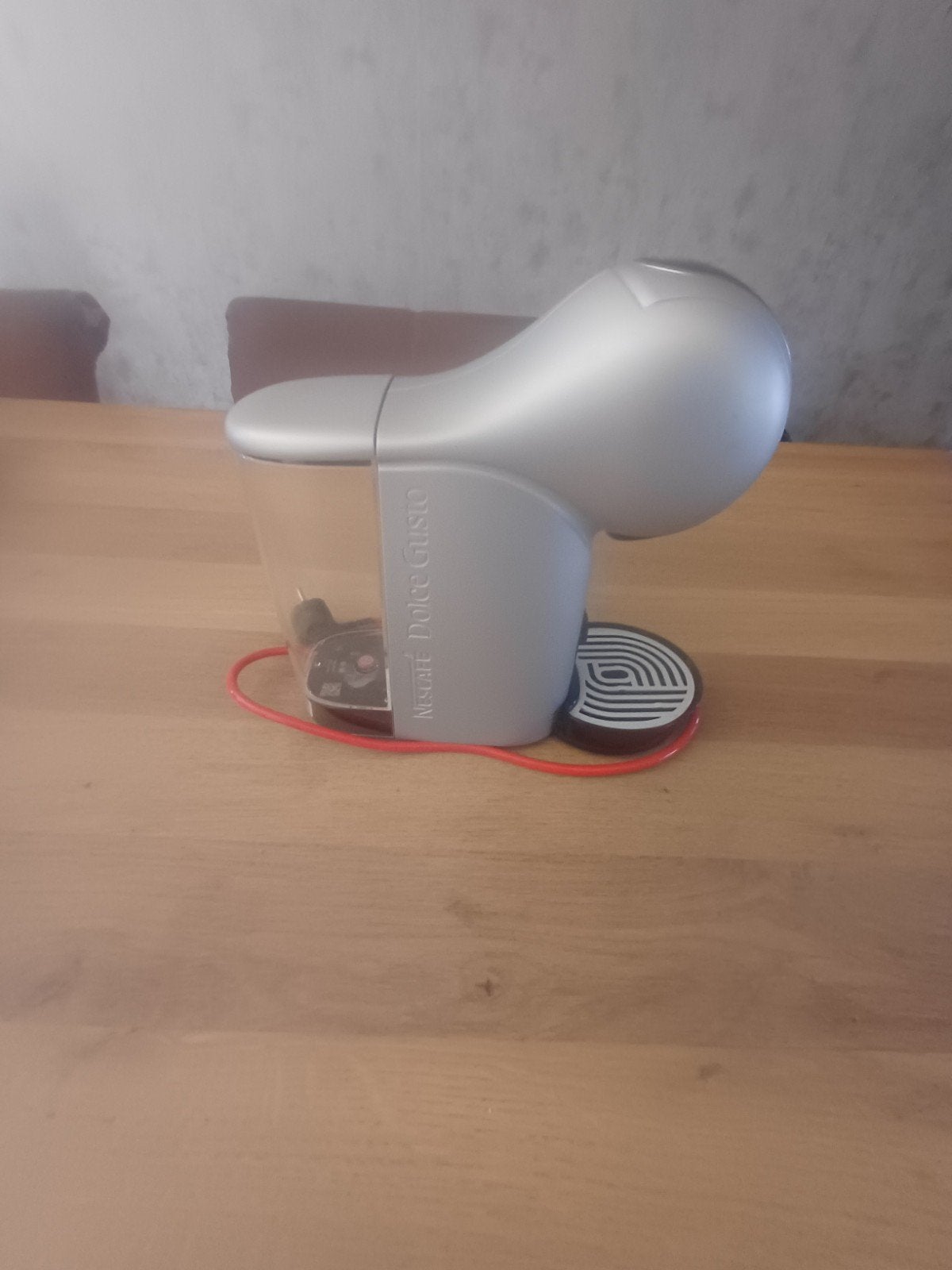 dolce gusto nescafe, Witgoed en Apparatuur, Ophalen, Koffiemachine, Zo goed als nieuw, 2 tot 4 kopjes