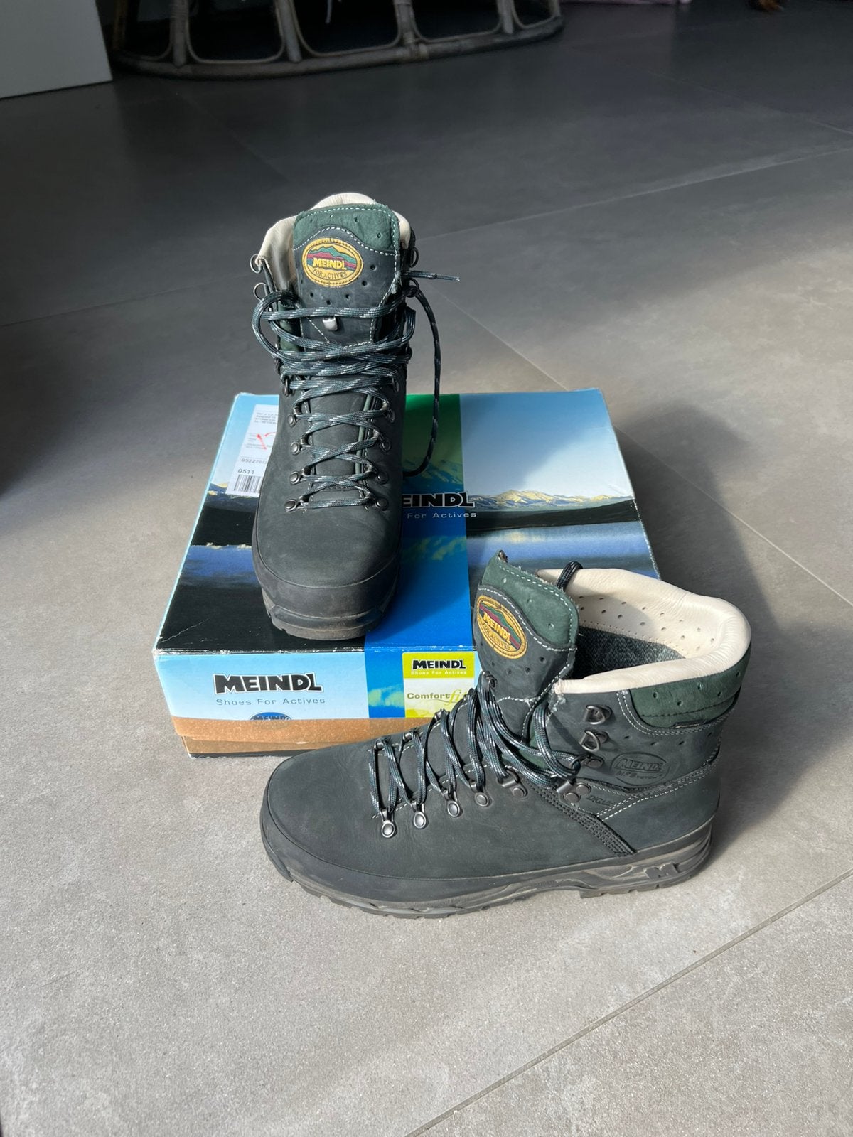 Meindl Island MFS Active maat 45 ZGAN, Verzenden, Zo goed als nieuw, Schoenen