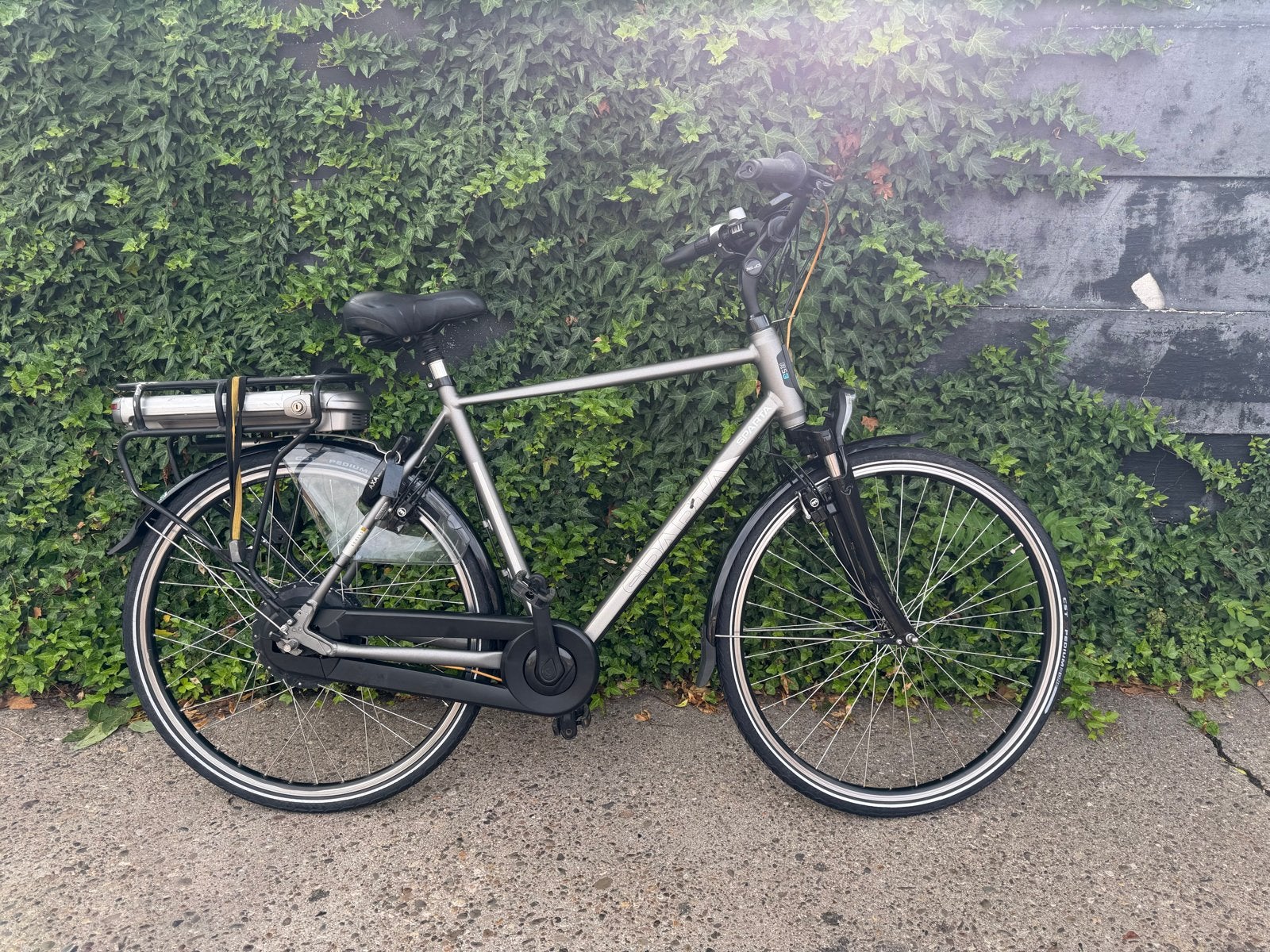 Goed onderhouden Sparta R5E e-bike,, Fietsen en Brommers, Elektrische fietsen, 55 tot 59 cm, Ophalen of Verzenden, Gebruikt, Sparta