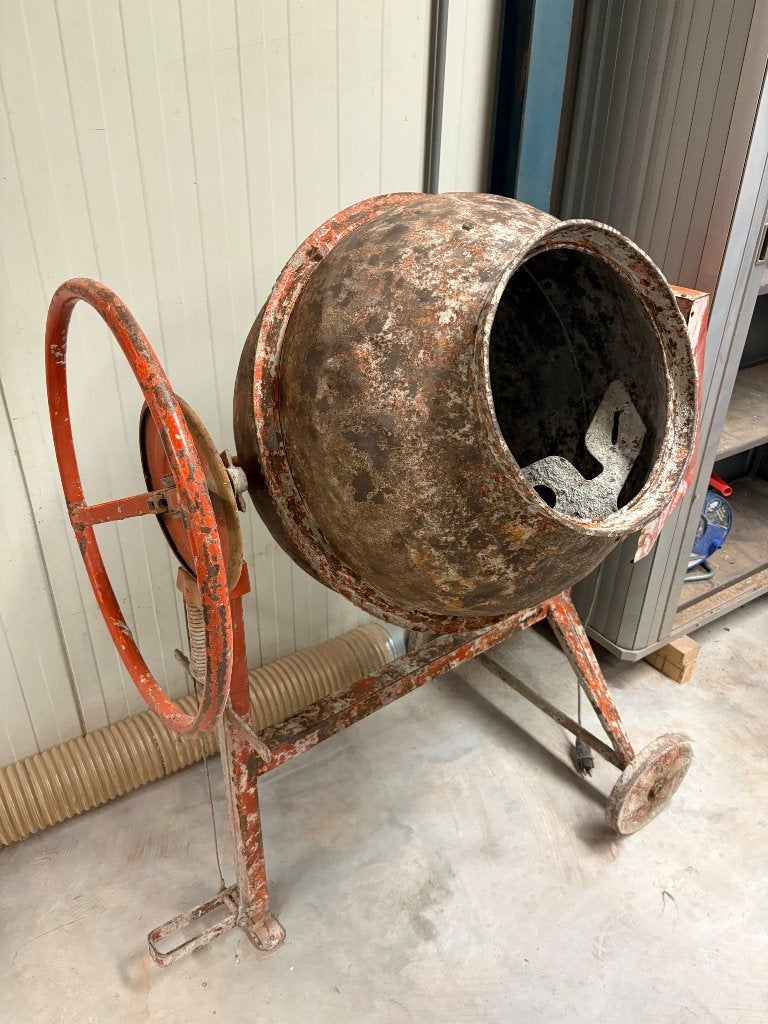 Lescha 140 betonmolen, Doe-het-zelf en Verbouw, Ophalen of Verzenden, Gebruikt