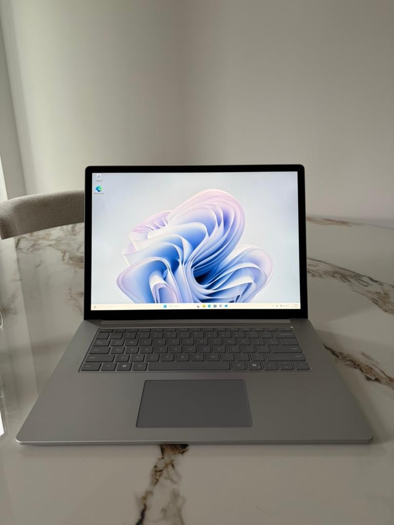 Microsoft Surface Laptop 6 for Business – Platinum/Zilver, Computers en Software, Windows Laptops, Zo goed als nieuw, 15 inch