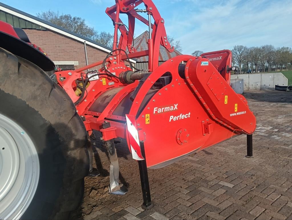 Farmax perfect spitmachine met hef, Ophalen