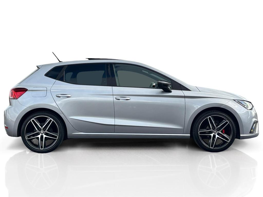 Seat Ibiza 1.0 TSI FR  Pano  LED  Camera, Voorwielaandrijving, Stof, Euro 6, 95 pk