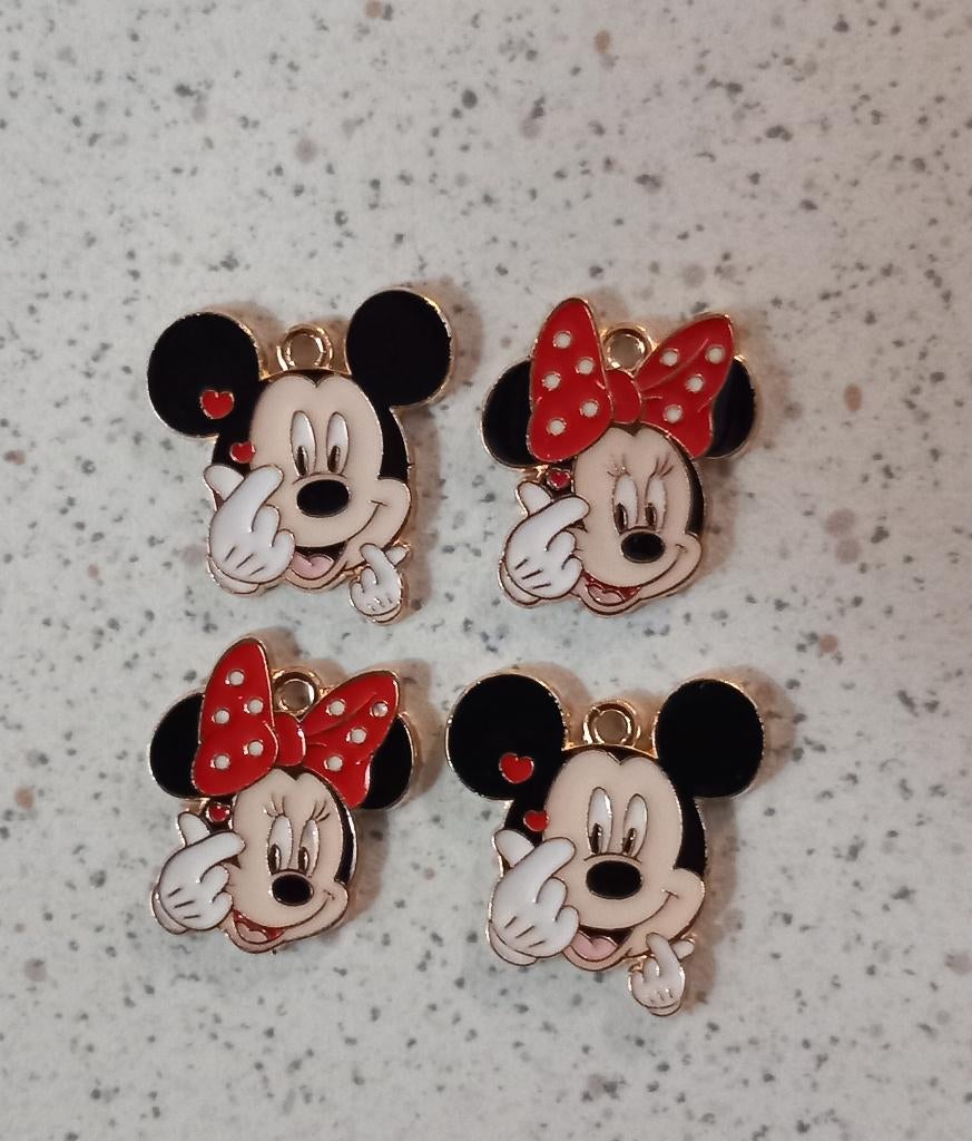 Mickey en minnie hartjes bedels, Ophalen of Verzenden, Nieuw, Bedel
