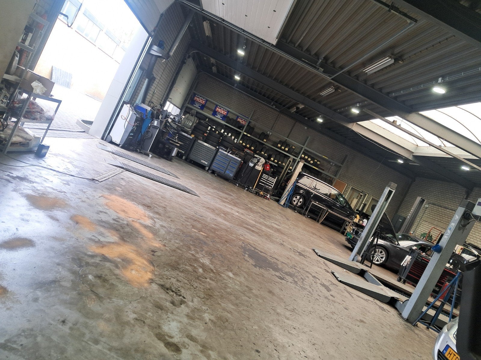 Inboedel & Inventaris Autogarage te koop, Ophalen