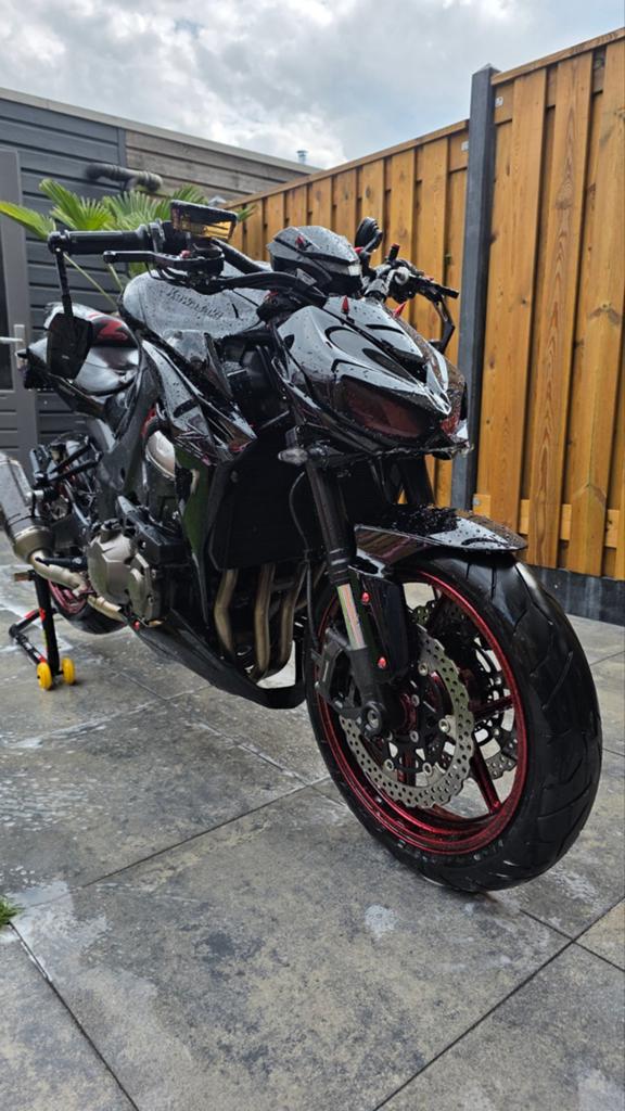 Kawasaki Z1000 Absolute Eyecatcher ZGAN, Motoren, 1049 cc, Motorrijbewijs A, Particulier, Handgeschakeld