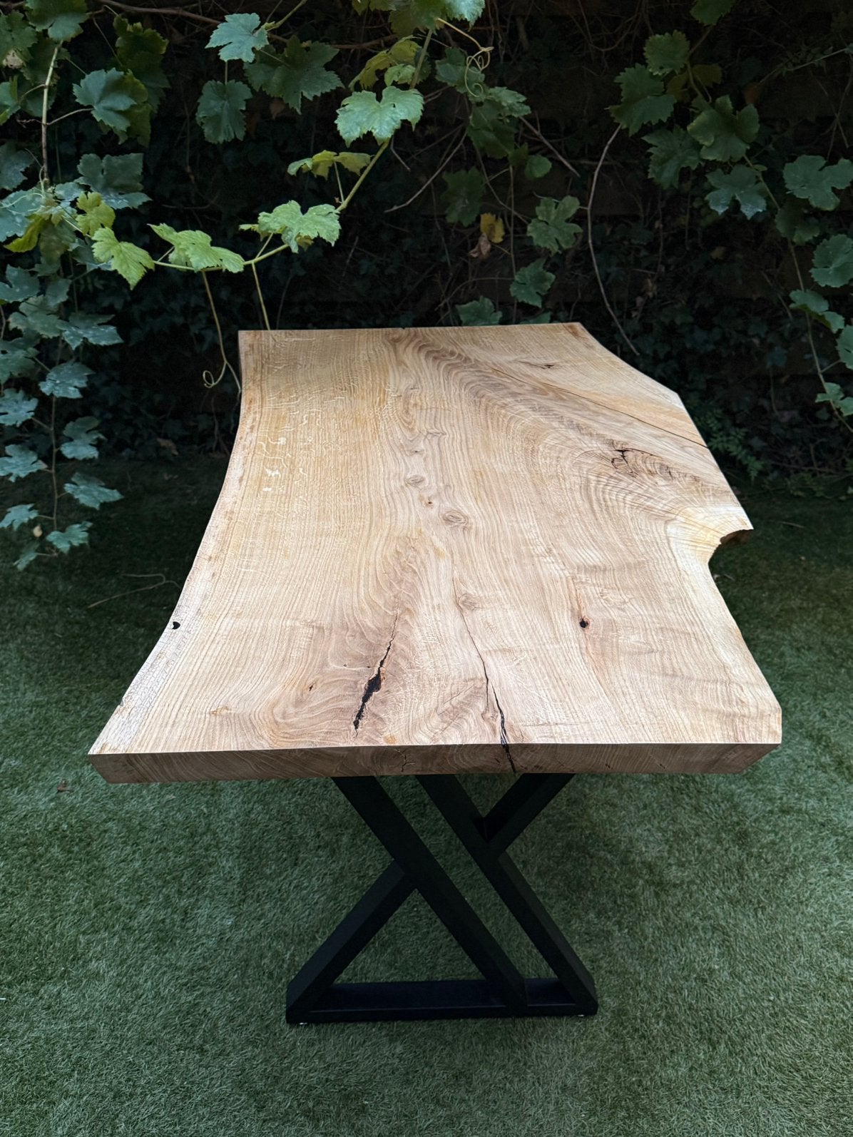 Massief eikenhouten tafel met boomkant, Ophalen, 100 tot 150 cm, Eikenhout, Nieuw