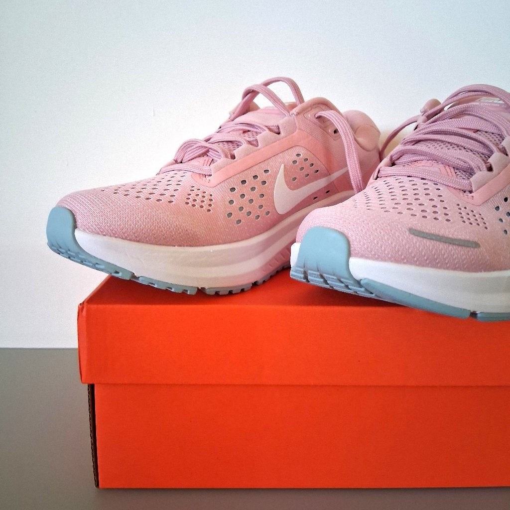 Roze W Nike Air Zoom Structure 23 Maat 40.5 NIEUW IN DOOS, Nike, Ophalen of Verzenden, Roze, Sneakers of Gympen
