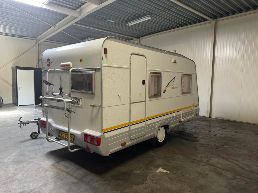 Bürstner Caravan, Caravans en Kamperen, Caravanstallingen