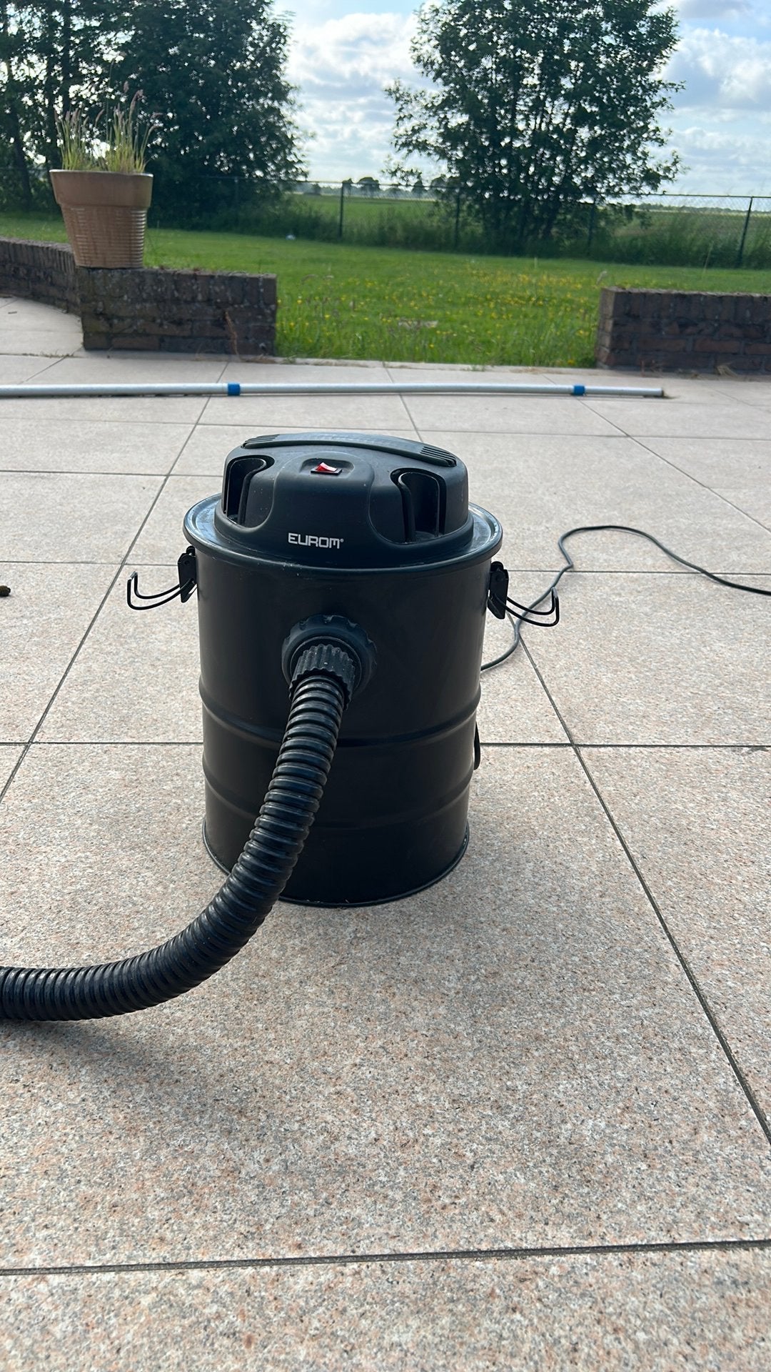 Bbq stofzuiger, Ophalen, Zo goed als nieuw