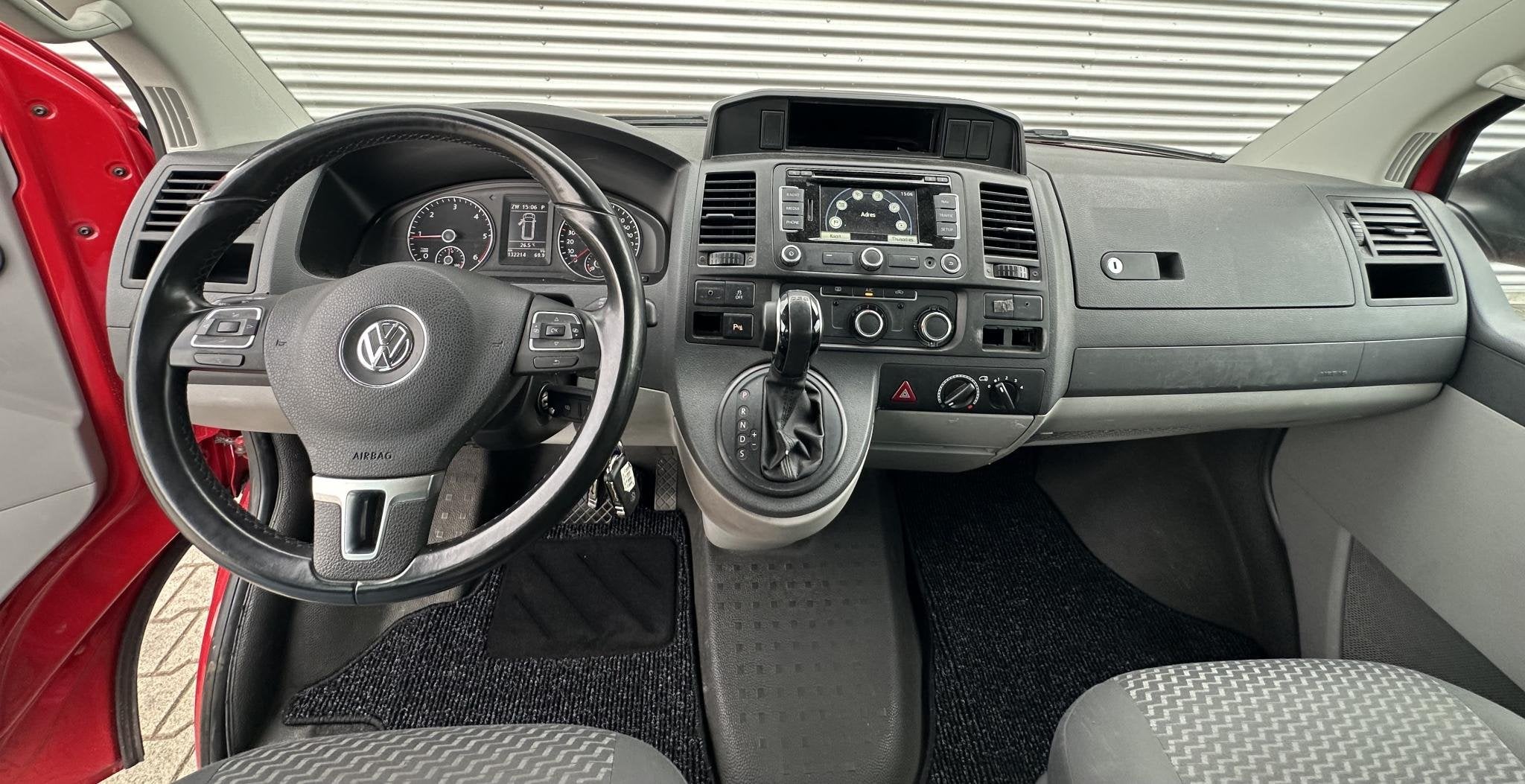 Volkswagen Transporter Kombi 2.0 TDI L2H2 Highline automaat, Euro 5, Stof, Gebruikt, 241 €/maand