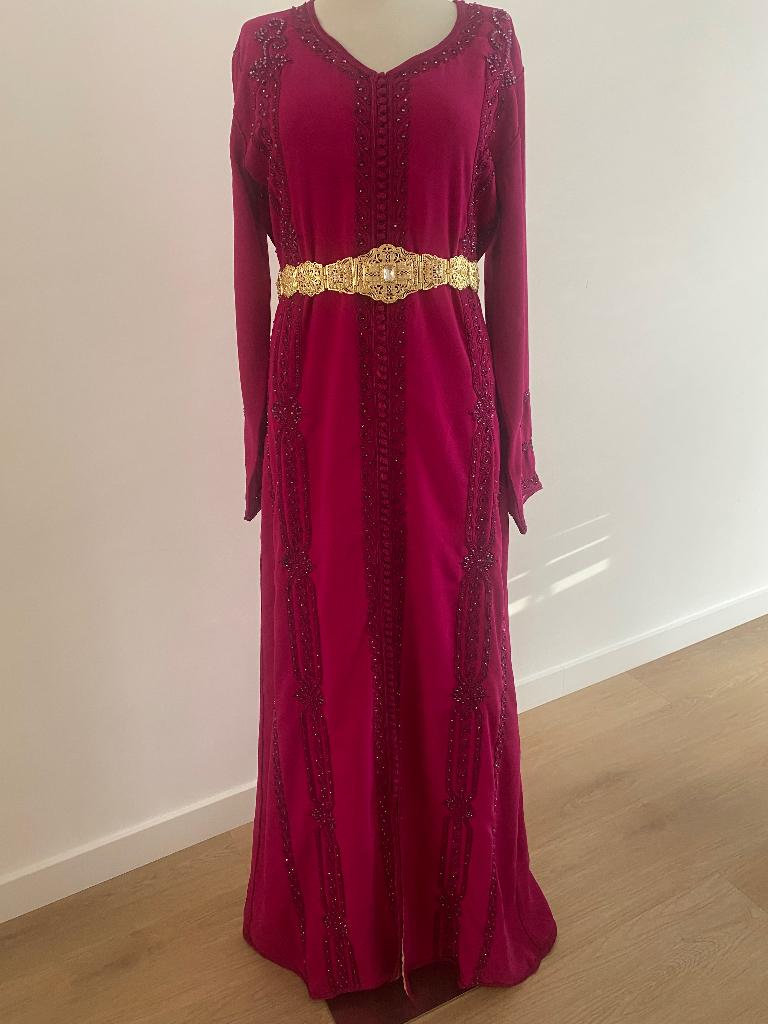 Fushia roze kaftan te koop, Kleding | Dames, Gelegenheidskleding, Maat 38/40 (M), Overige typen, Ophalen of Verzenden, Zo goed als nieuw
