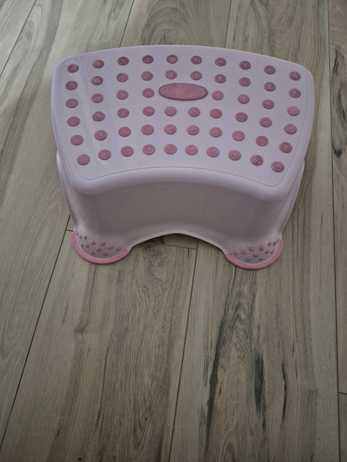Roze opstapje voor kinderen, Ophalen, Gebruikt