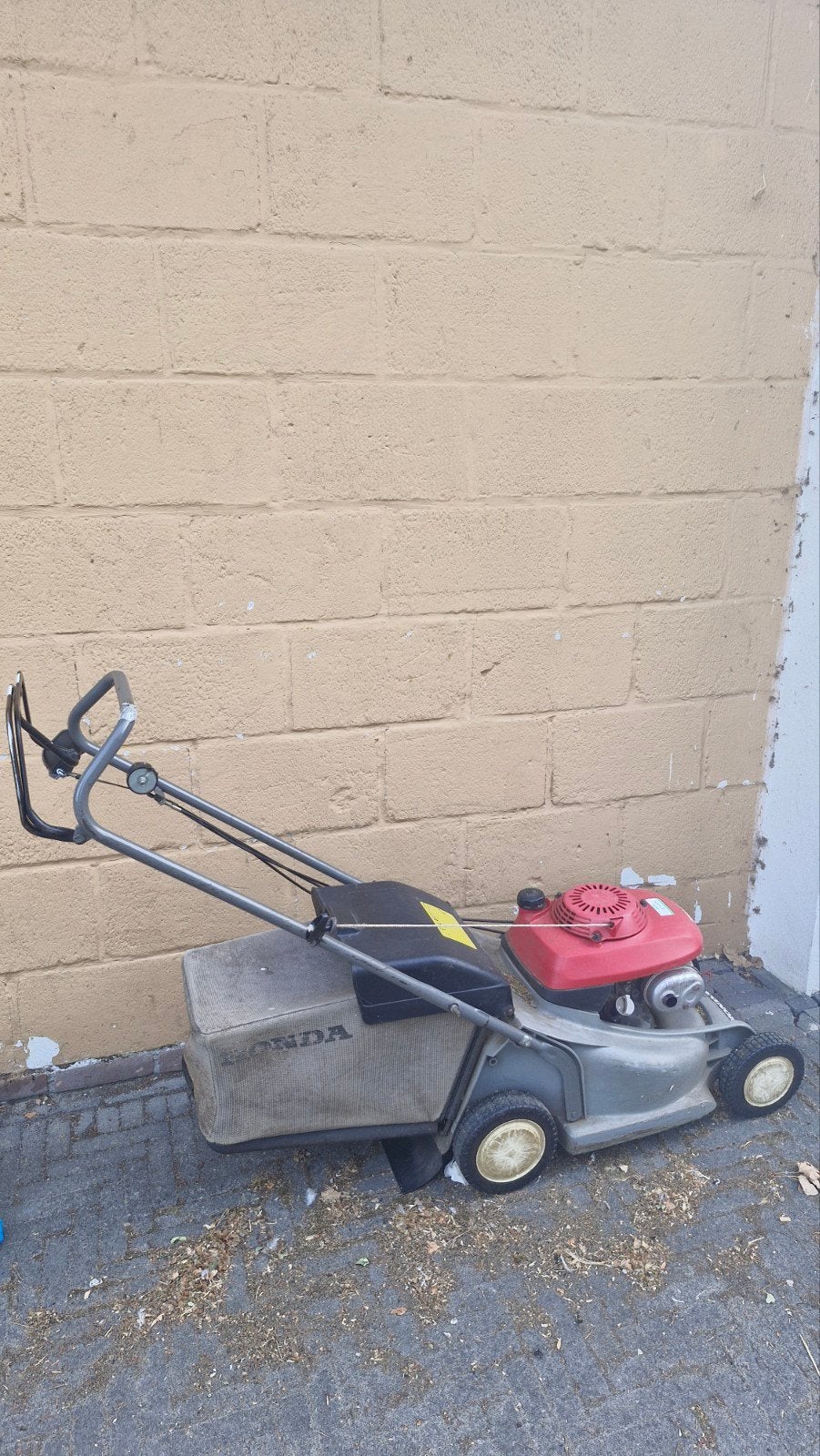 Honda HRB 425 Grasmaaier uit 1999 - Benzine, Tuin en Terras, Grasmaaiers, Ophalen, Cirkelmaaier, Honda, Gebruikt