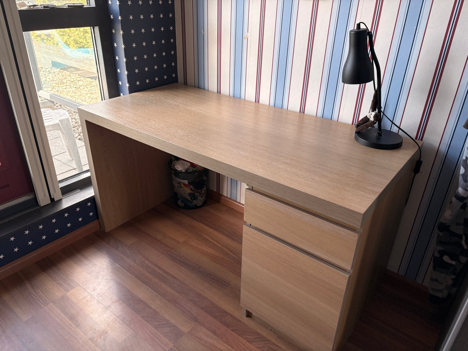 Buro 140x65x72 cm, in goede staat, Huis en Inrichting, Ophalen, Met lades, Gebruikt, IKEA