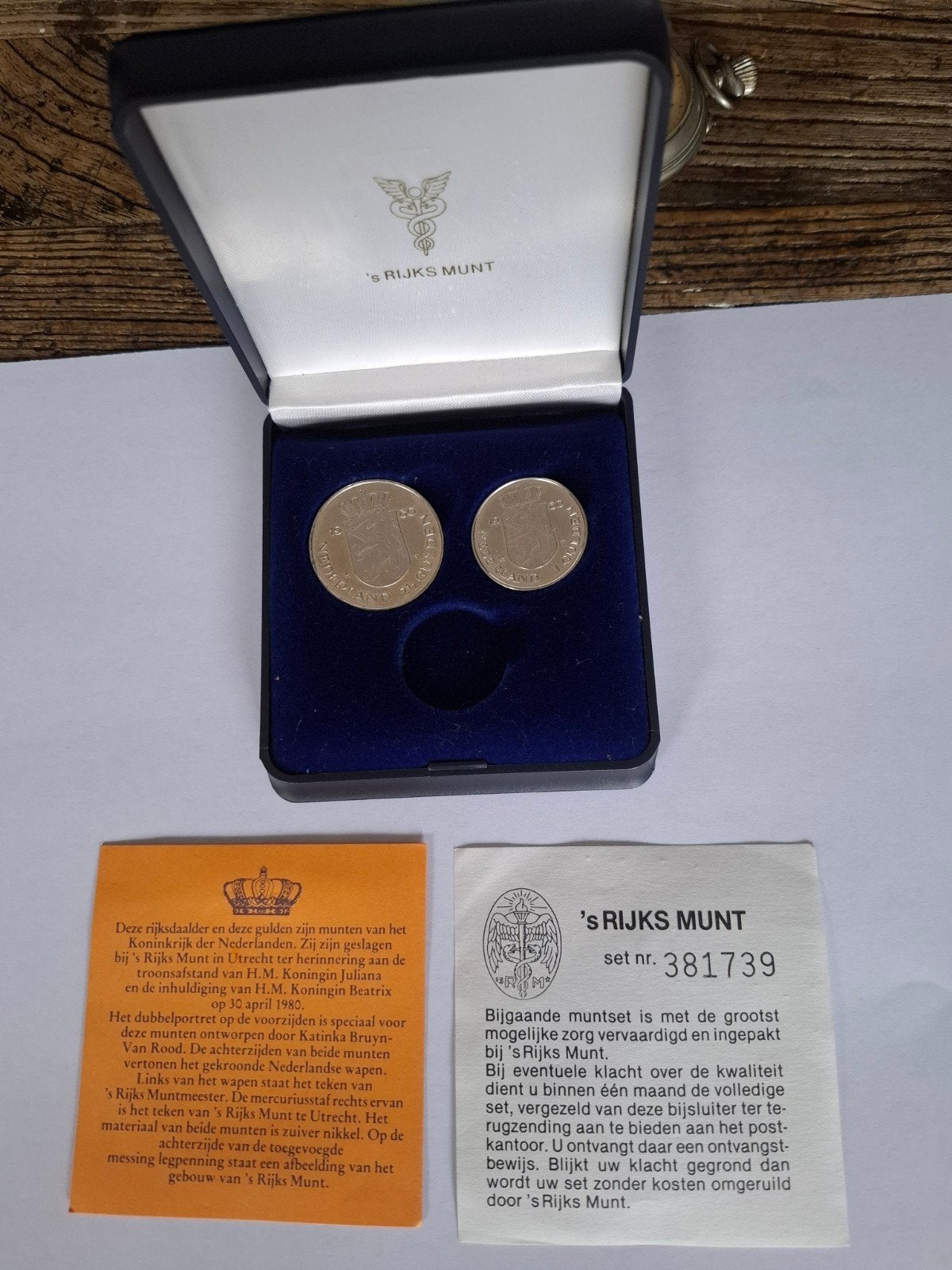 Zilveren Rijksdaalders Beatrix inhuldiging 1980, Ophalen, Setje, Koningin Beatrix, Zilver