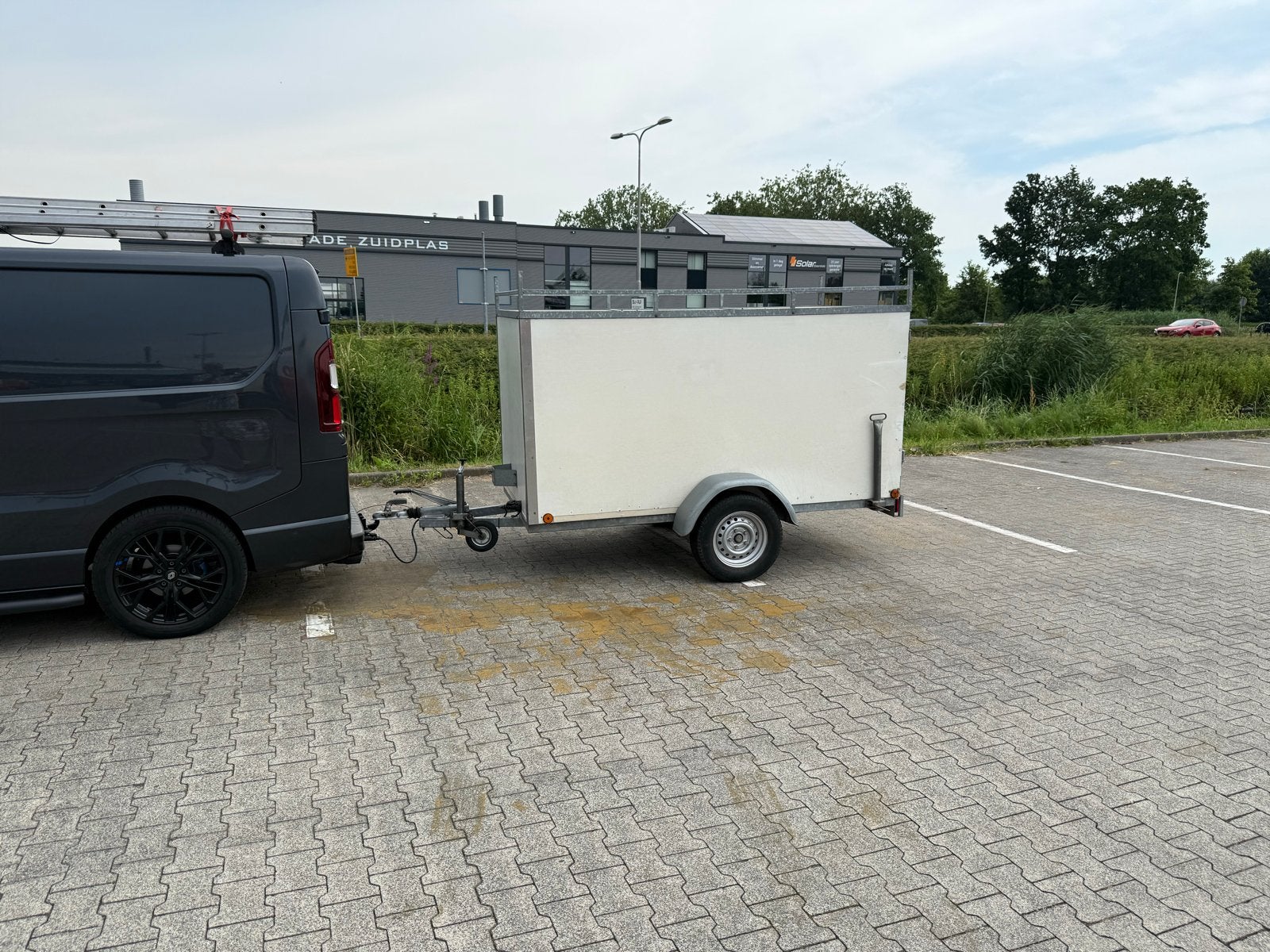Gesloten aanhangwagen - Ideaal voor transport, Auto diversen, Aanhangers en Bagagewagens, Ophalen of Verzenden, Gebruikt