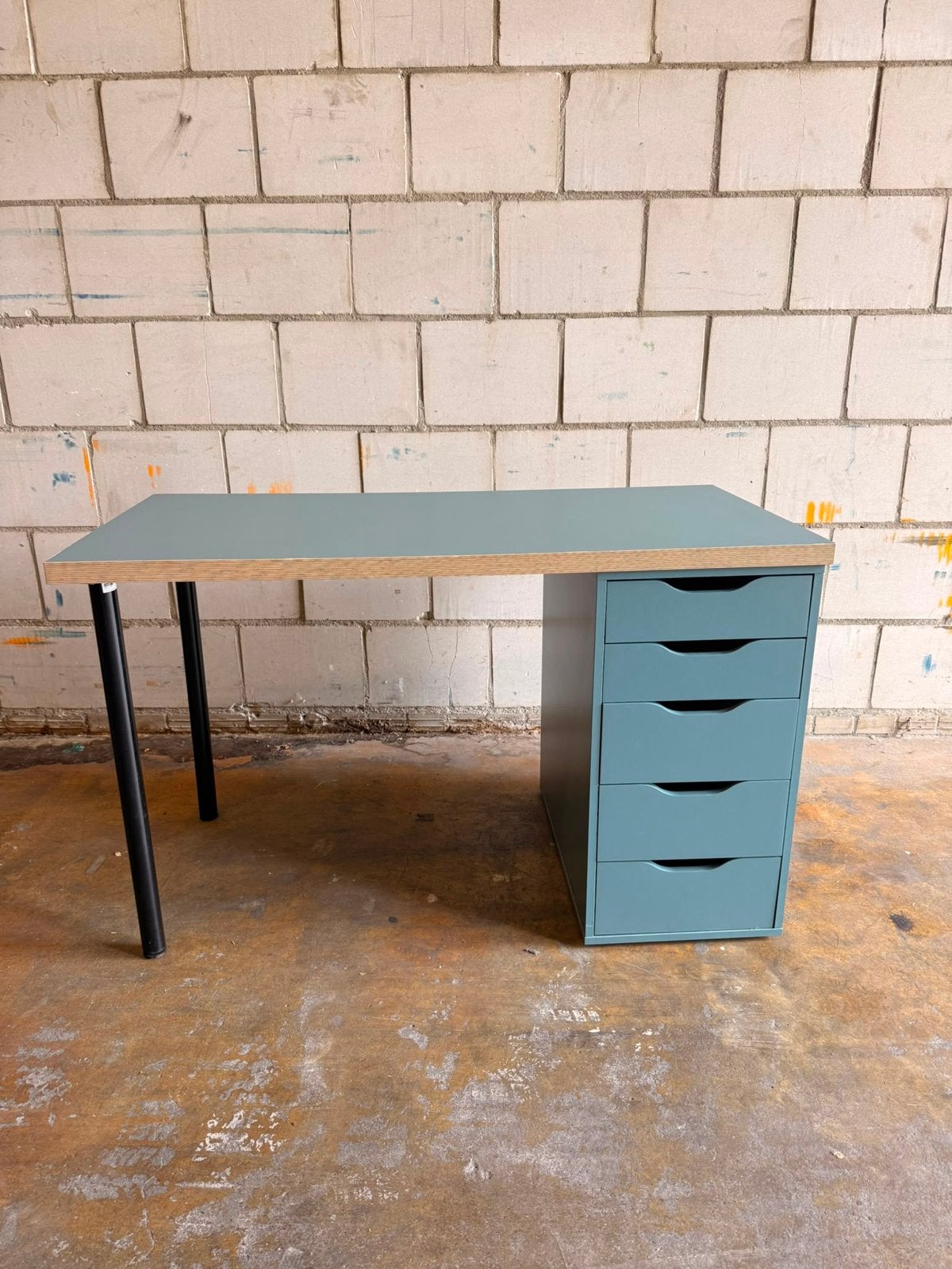 Bureau met lades - Ikea LAGKAPTEN, Huis en Inrichting, Ophalen, Hout, In hoogte verstelbaar, Zo goed als nieuw