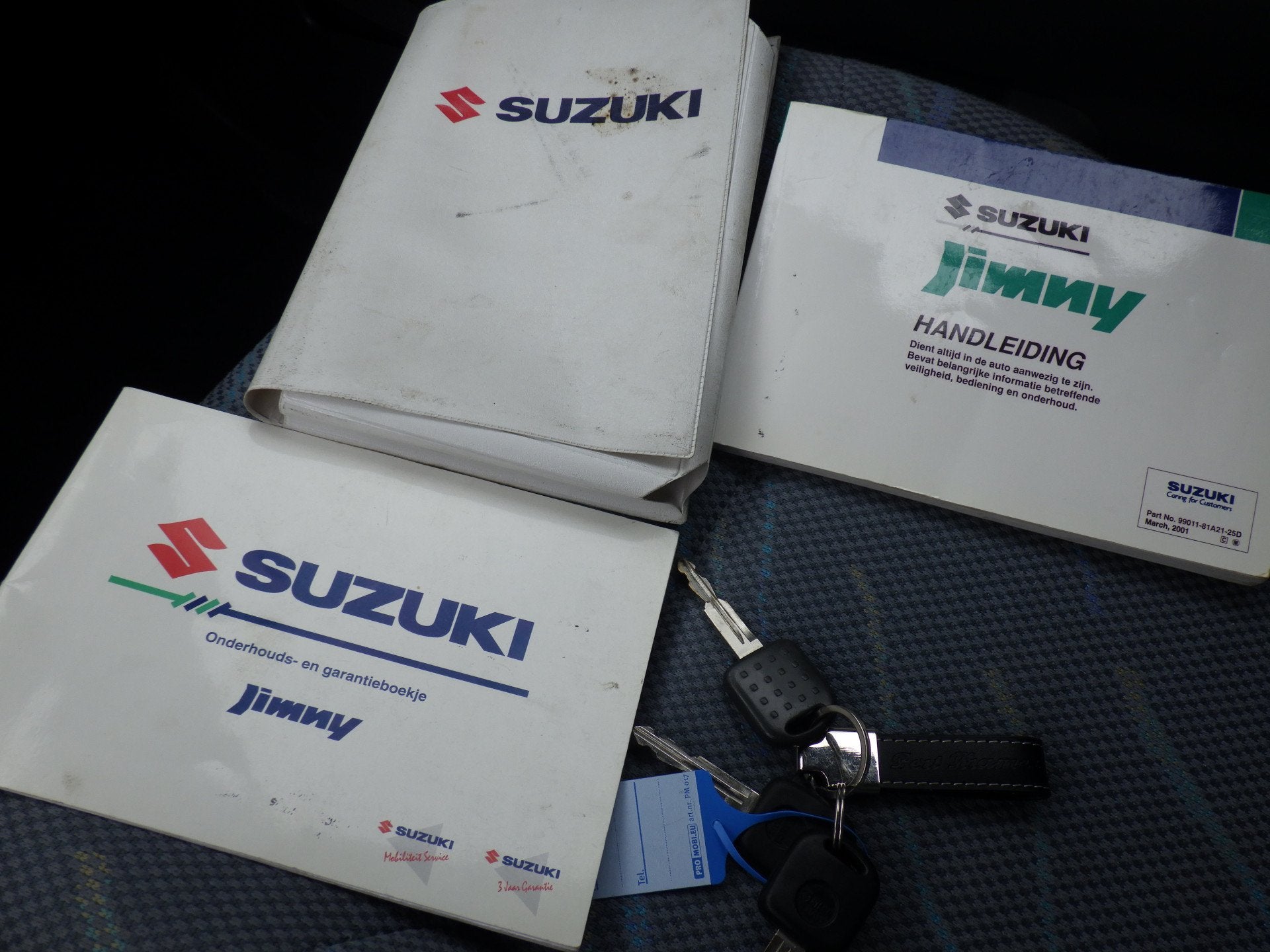 Suzuki Jimny 1.3 JLX Automaat, NW APK NL/NAP! (bj 2001), Auto's, Suzuki, Automaat, 1025 kg, Stof, Zwart