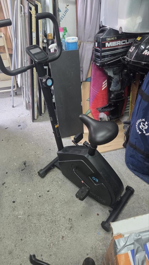 Hometrainer Essential 03 Decathlon., Ophalen, Gebruikt, Hometrainer