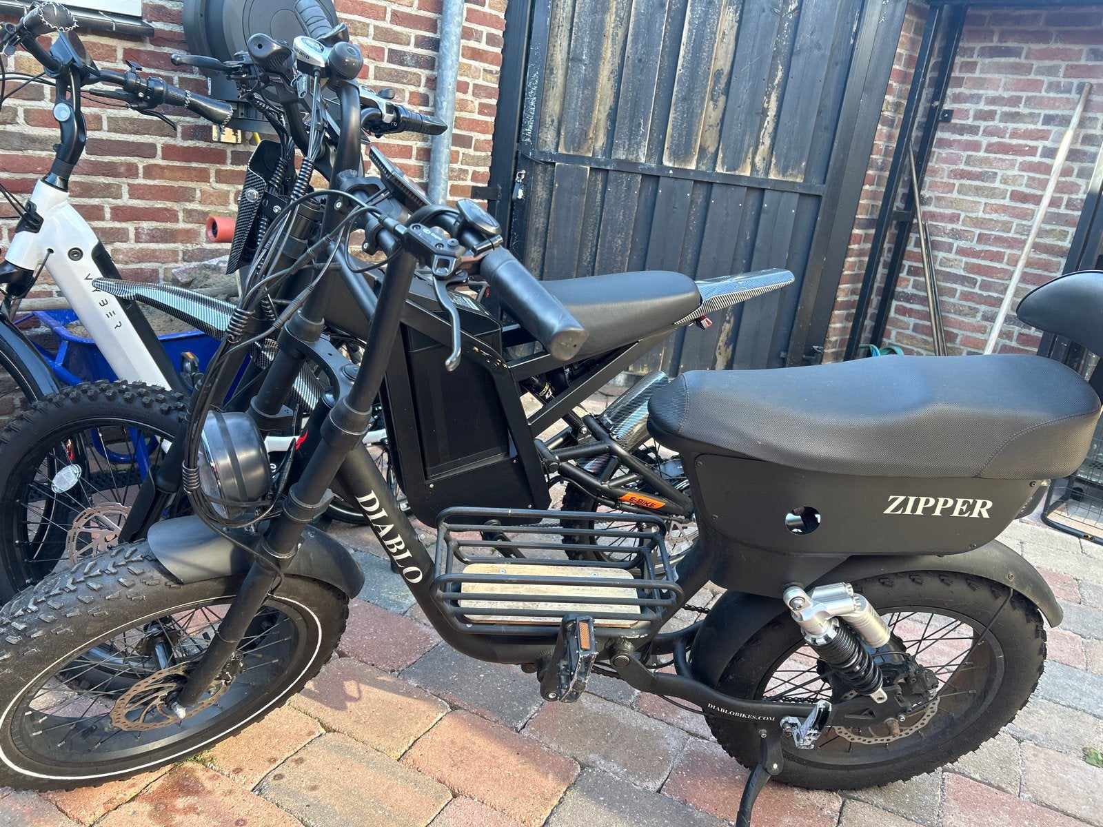 Stoere E-bike met slot en gashendel - Diablo Zipper, Ophalen, Gebruikt, Overige merken
