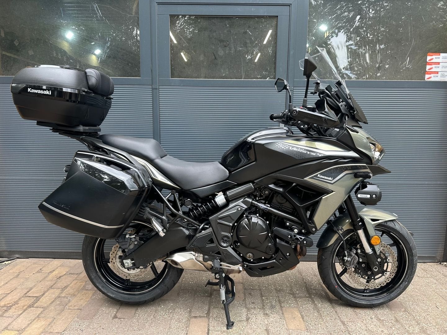 KAWASAKI VERSYS 650 GRAND TOURER (bj 2023) 19,587 km, Motoren, 2 cilinders, Bedrijf, Onbekend, KAWASAKI