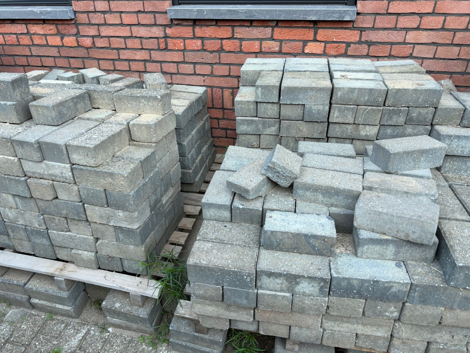 Gratis Klinkers - 14 m2 af te halen (loader aanwezig), Gebruikt, Klinkers, Ophalen of Verzenden, 10 m² of meer