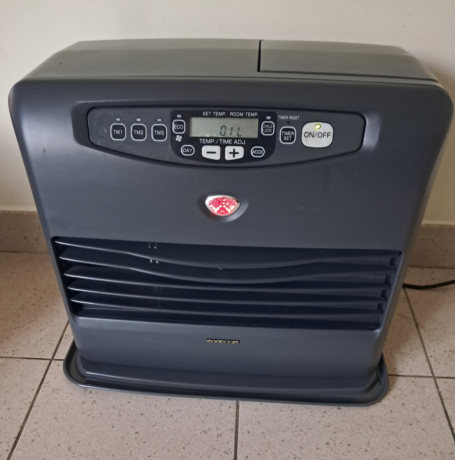 Inventer petroleum laserkachel 4,65 KW 
Inclusief brandsto, Huis en Inrichting, Ophalen, Zo goed als nieuw, Overige brandstoffen
