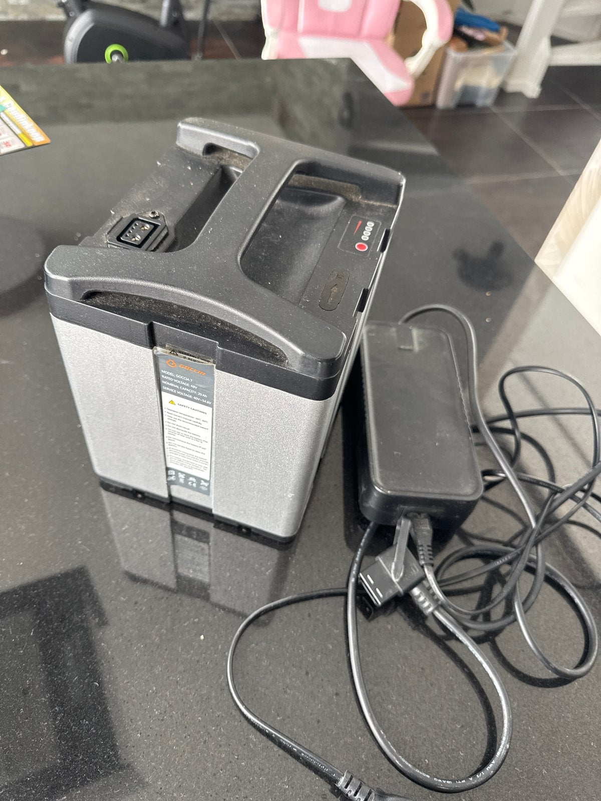 AGM Goccia E-scooter Accu met Oplader, Gebruikt