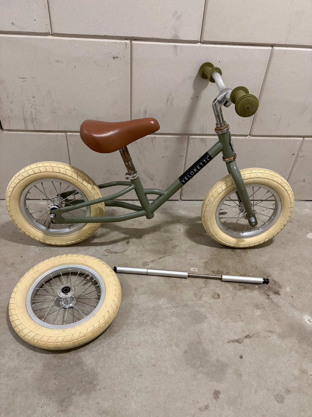 Veloretti Kinderfiets Tricycle, Ophalen, Gebruikt, Minder dan 16 inch