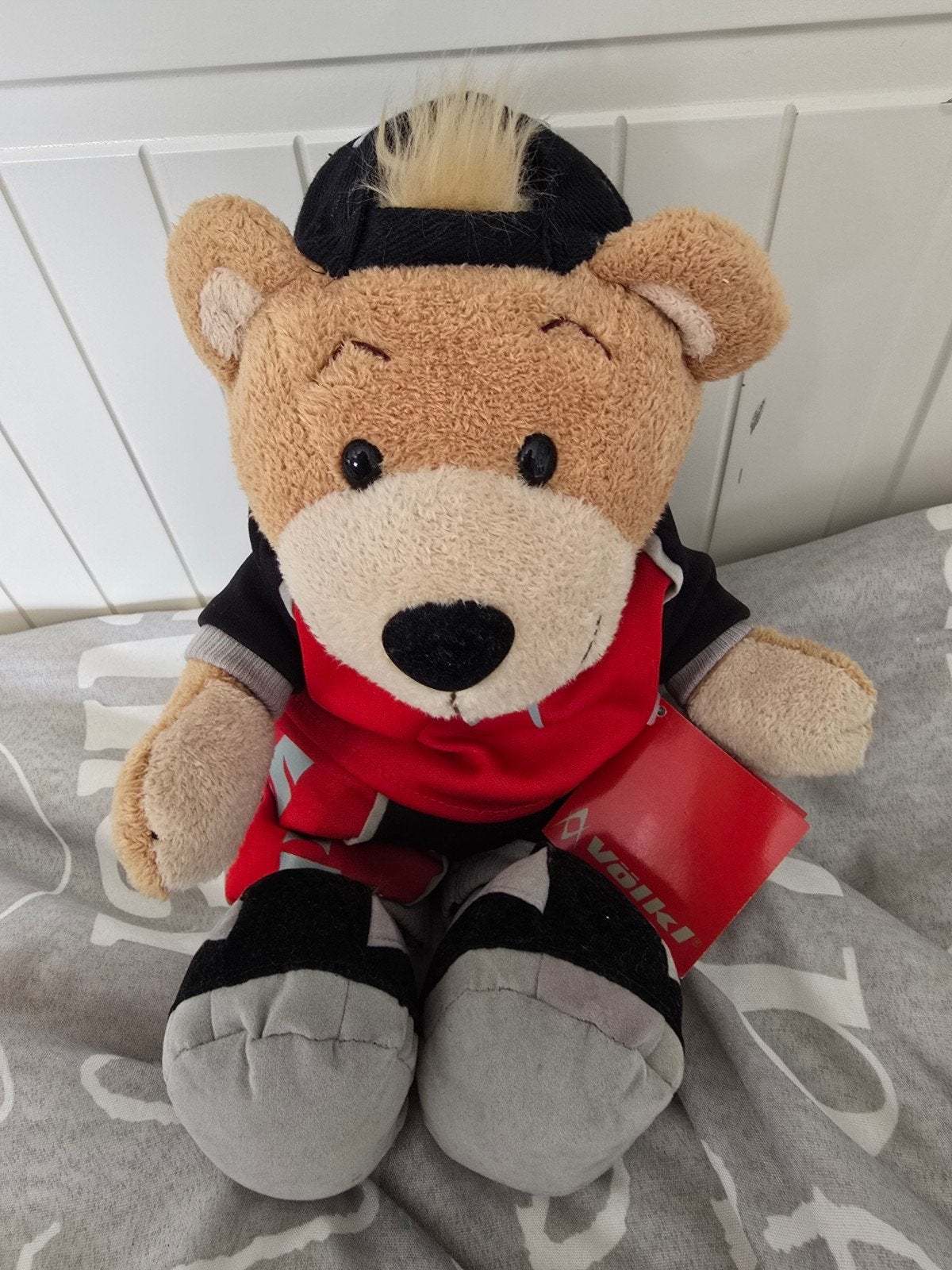 Völkl pluche mascotte "Völkino" - Ski beer met outfit, Overige merken, Overige karakters, Beer, Nieuw