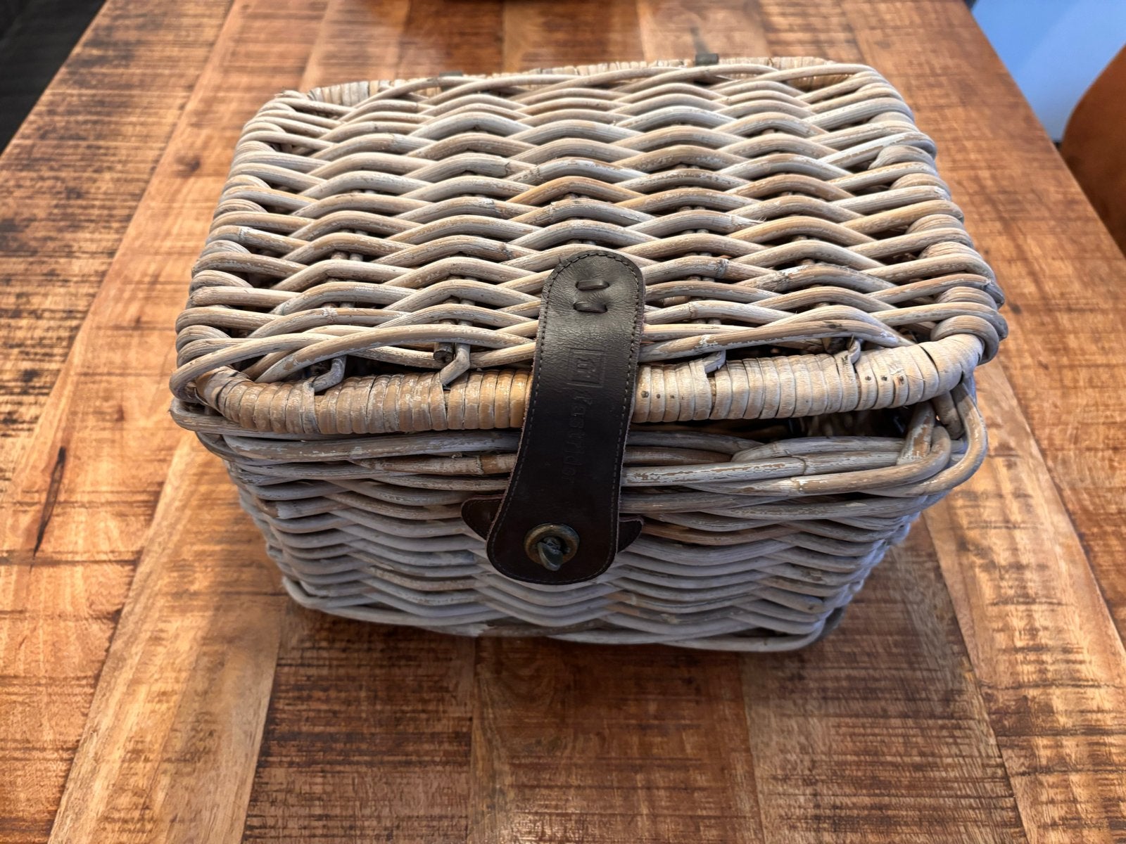 Rieten fietsmand Fastrider 30x25x20 cm met deksel, Fietsen en Brommers, Ophalen, Gebruikt, Fietsmand
