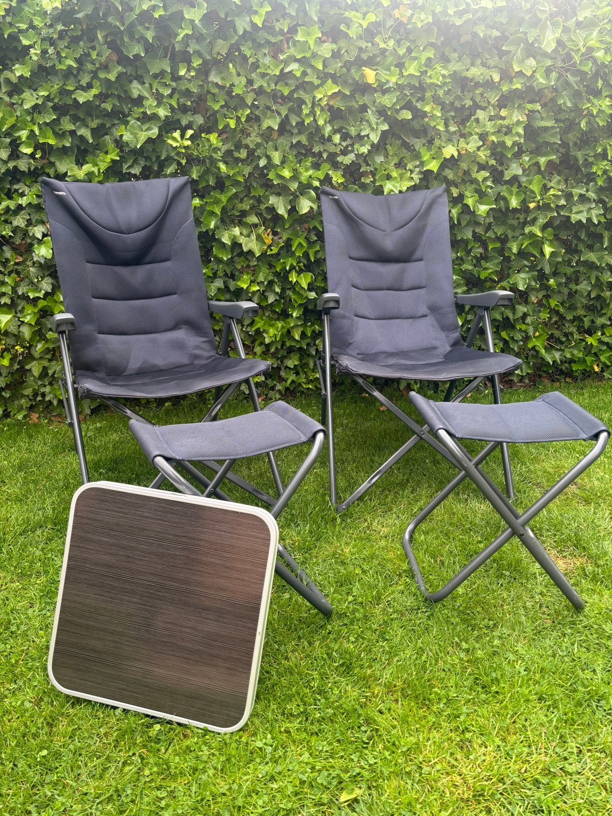 Campingstoelen en bijzettafel set van Travellife., Ophalen, Gebruikt, Campingstoel