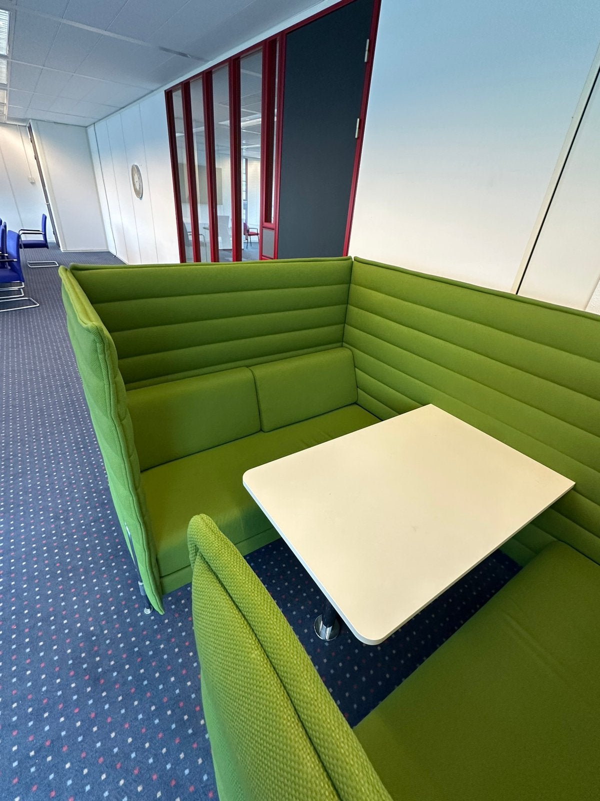 Vitra Alcove Highback bank / loungebank, Ophalen
