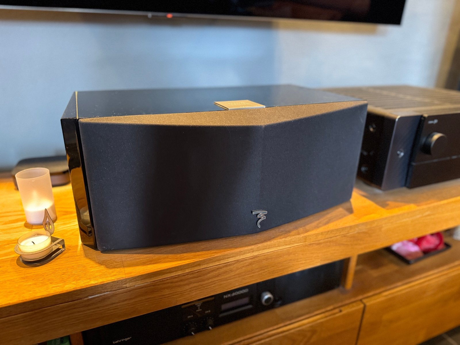 Focal Chorus CC800W Special Edition Center Speaker, Zo goed als nieuw, Basreflex, Center speaker, Ophalen
