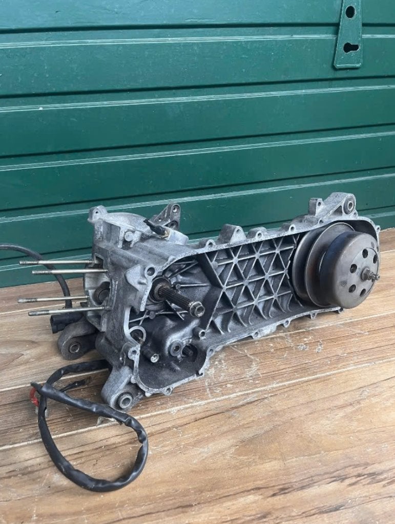 Piaggio Runner 2T injectie motorblok, Ophalen of Verzenden, Zo goed als nieuw, Blok, Piaggio