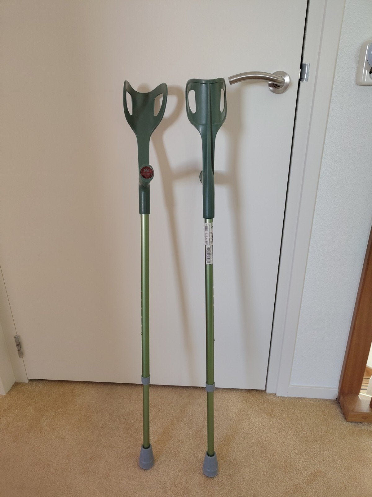 Groene Krukken, Ophalen, Verstelbaar, Zo goed als nieuw