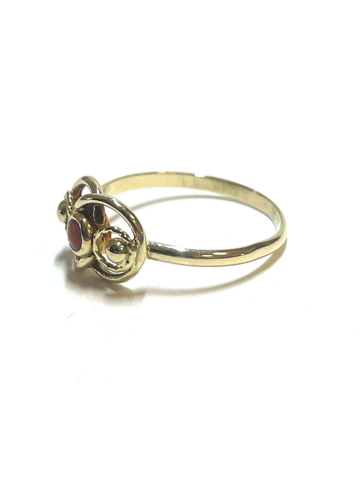14k gouden ring met bloedkoraal, -, -, Ophalen of Verzenden, Met edelsteen