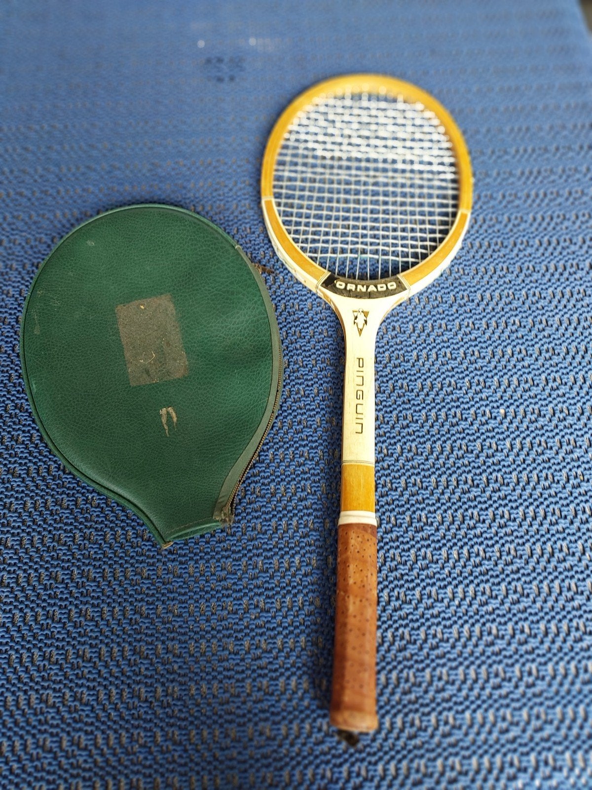 Vintage Tornado Pinguin Tennisracket met hoes, Ophalen of Verzenden