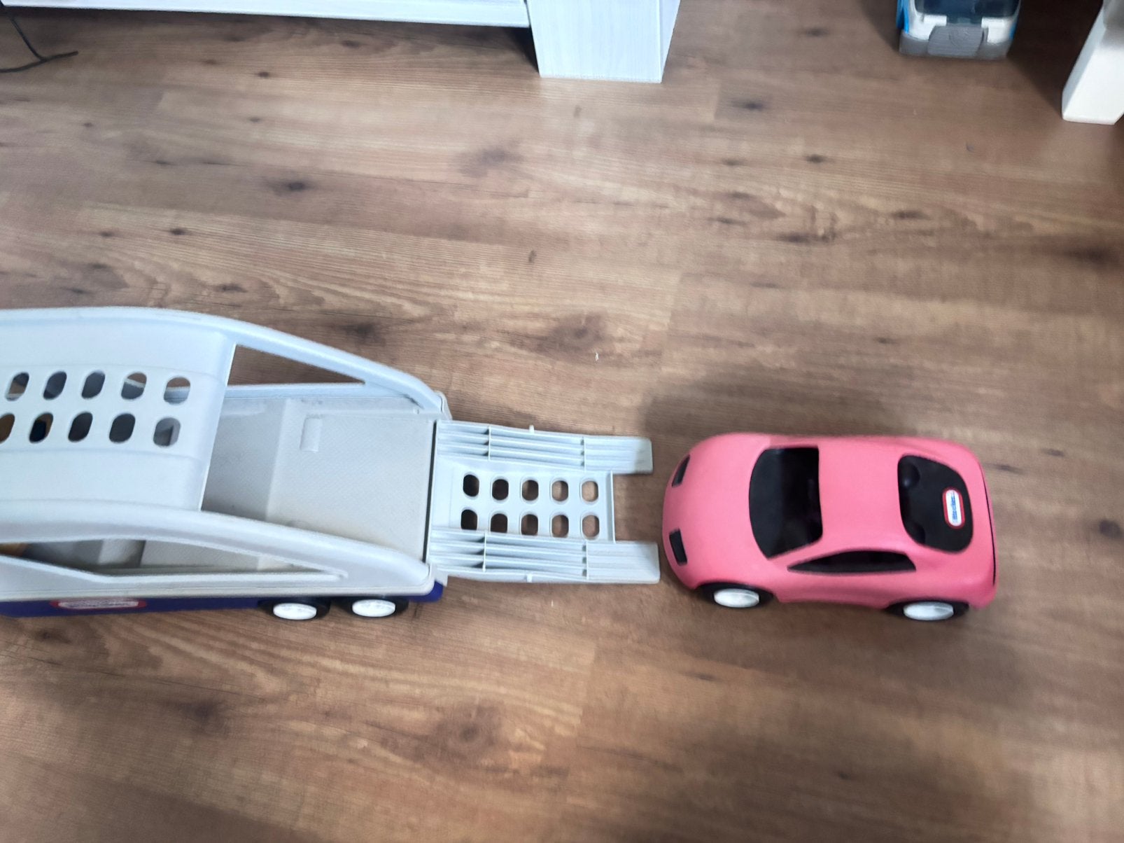 Transporter met 2 auto’s, Ophalen, Zo goed als nieuw