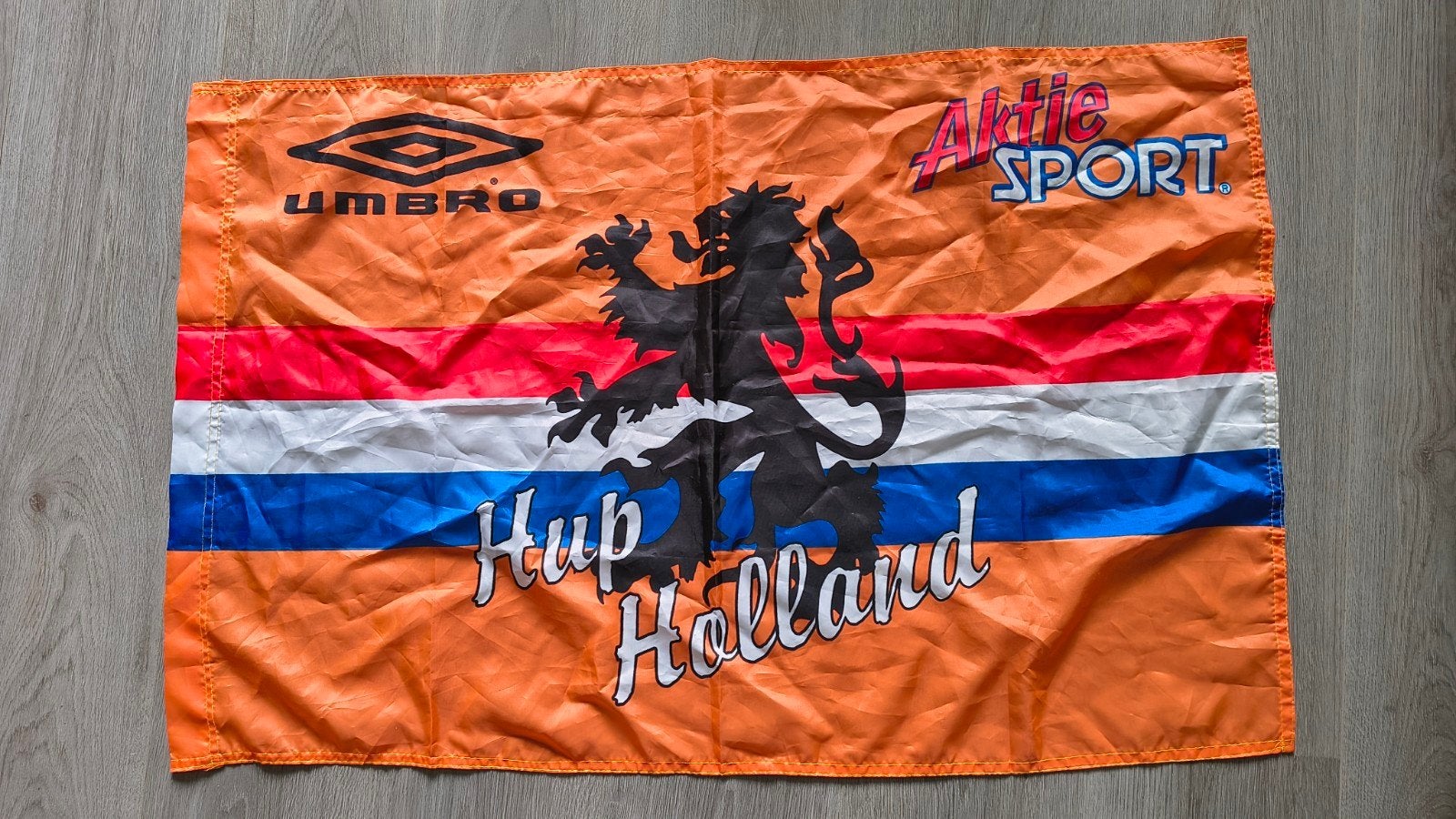 Oranje vlaggen WK, Ophalen of Verzenden