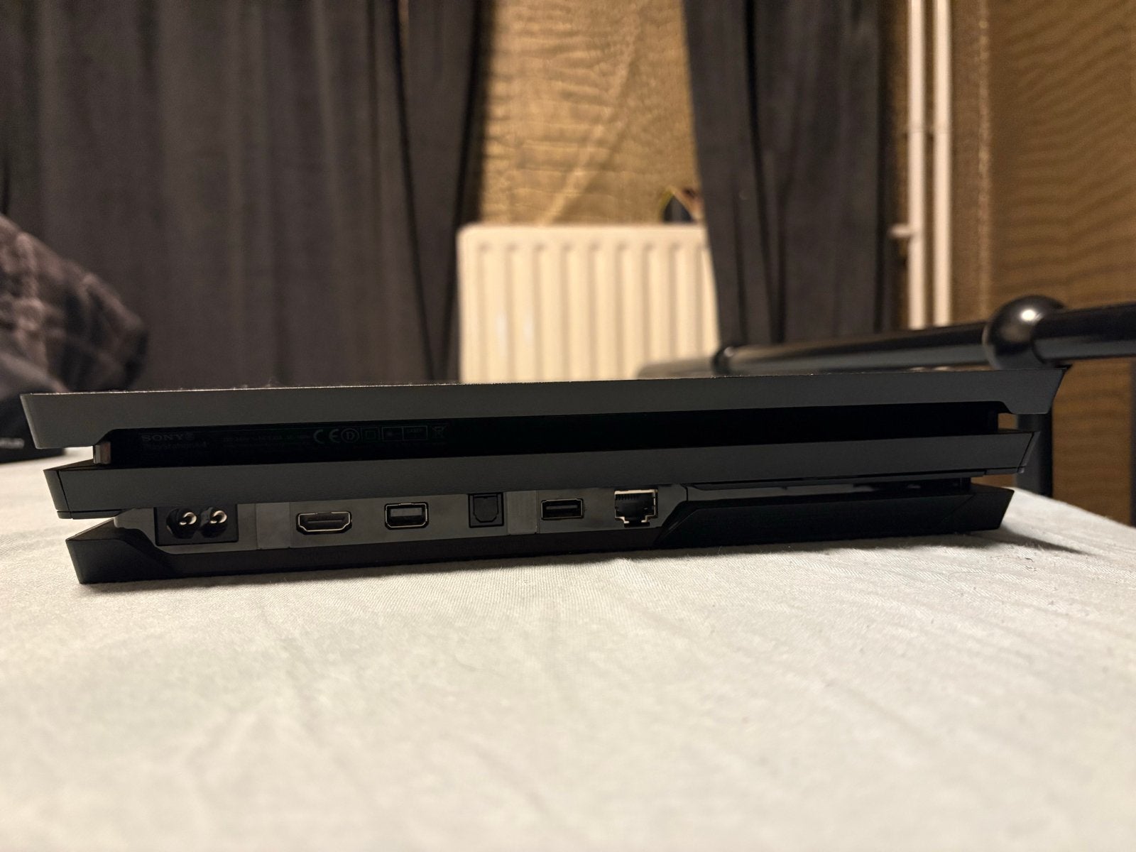 Ps4 lees beschrijving! Onderhandelen over prijs is mogelijk, Ophalen of Verzenden, Zo goed als nieuw