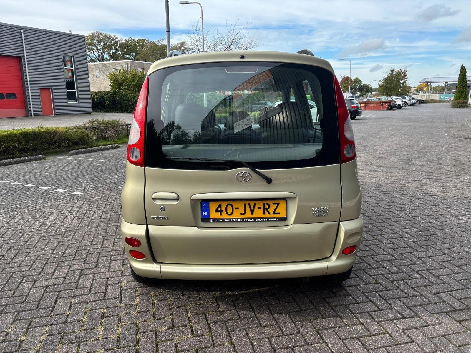 Toyota Yaris Verso 1.3-16V VVT-i Luna ( NIEUW APK + KM NAP ), Auto's, Voorwielaandrijving, 4 cilinders, 965 kg, Yaris Verso