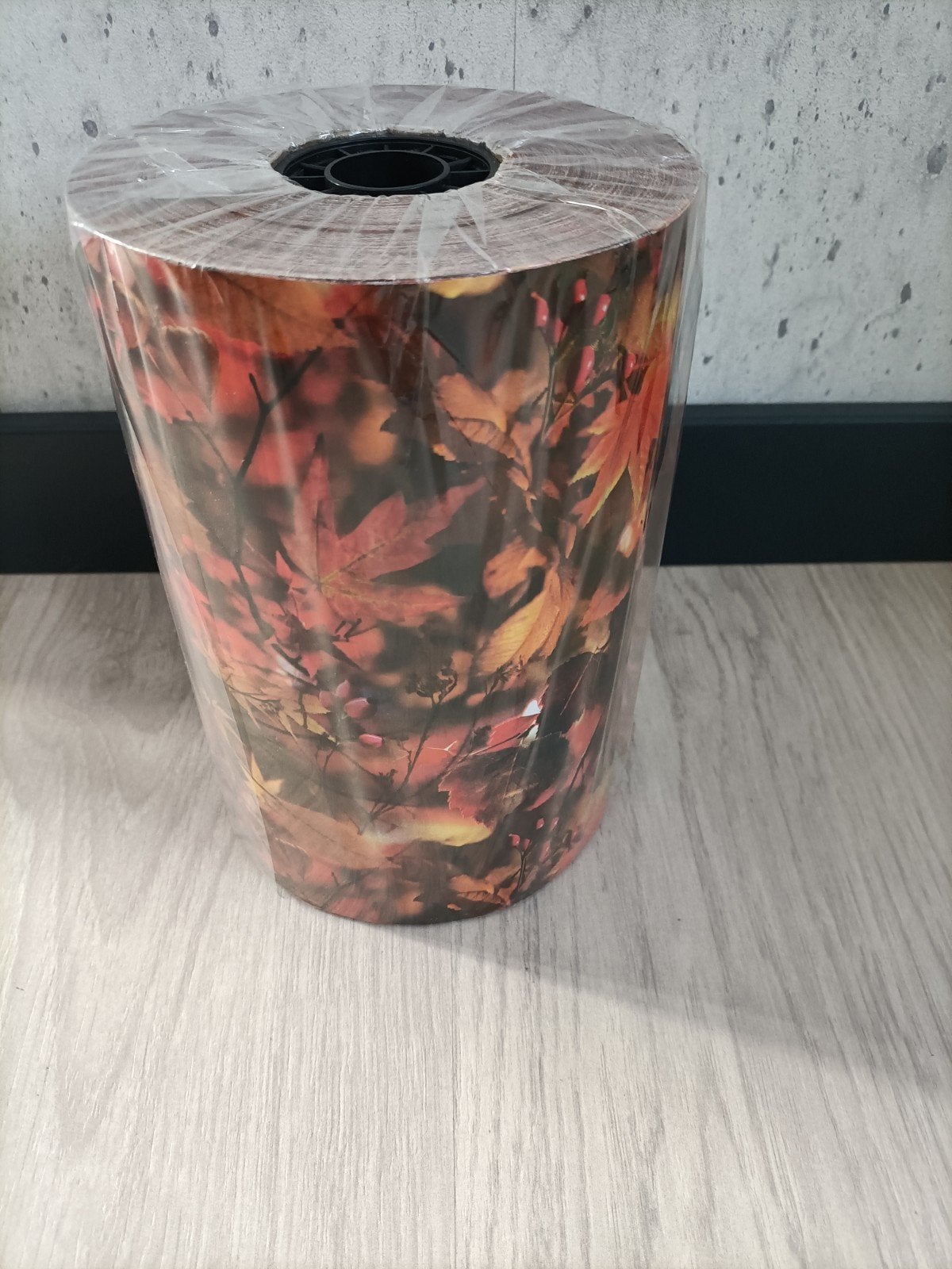 Toonbankrol cadeaupapier inpakpapier herfst Autumn Leaves, Diversen, Ophalen, Nieuw