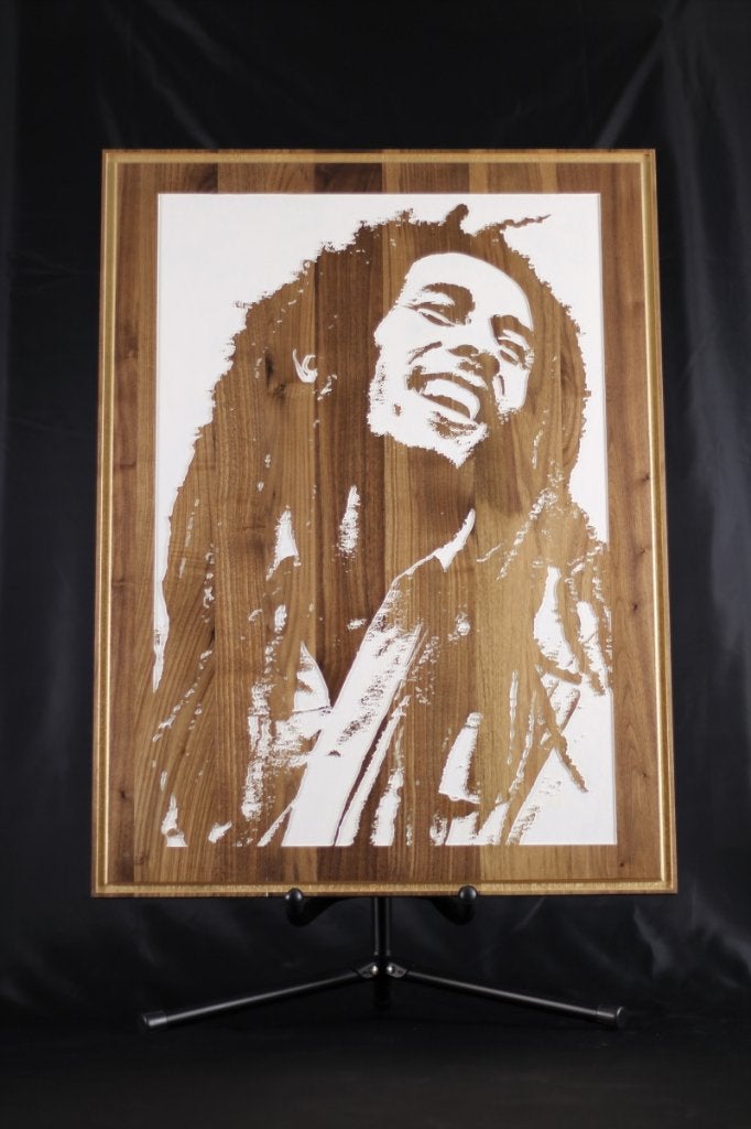 Wanddecoratie | Bob Marley | Gefreesd in Walnoot, Verzenden