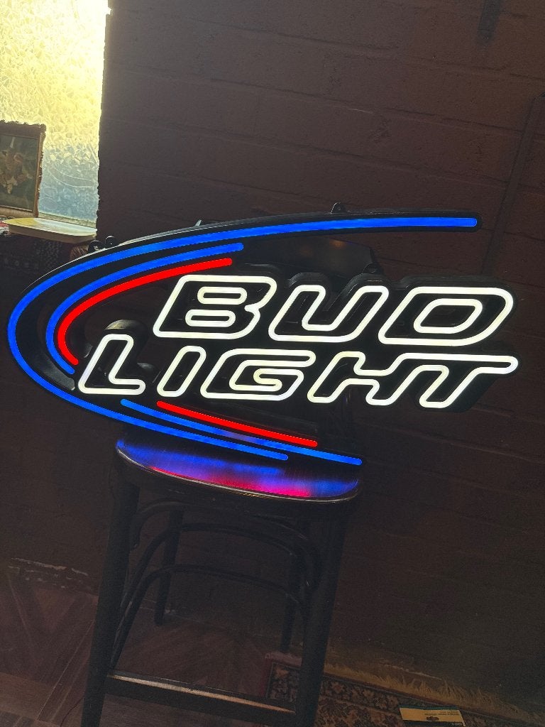 Bud light led Neon reclame Budweiser café kroeg, Verzamelen, Ophalen of Verzenden, Lichtbak of (neon) lamp